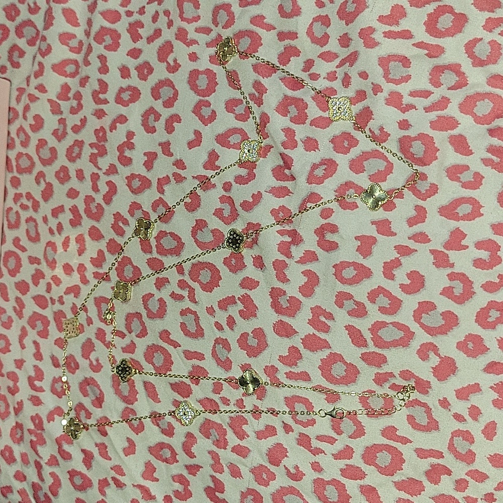 Clover Chain